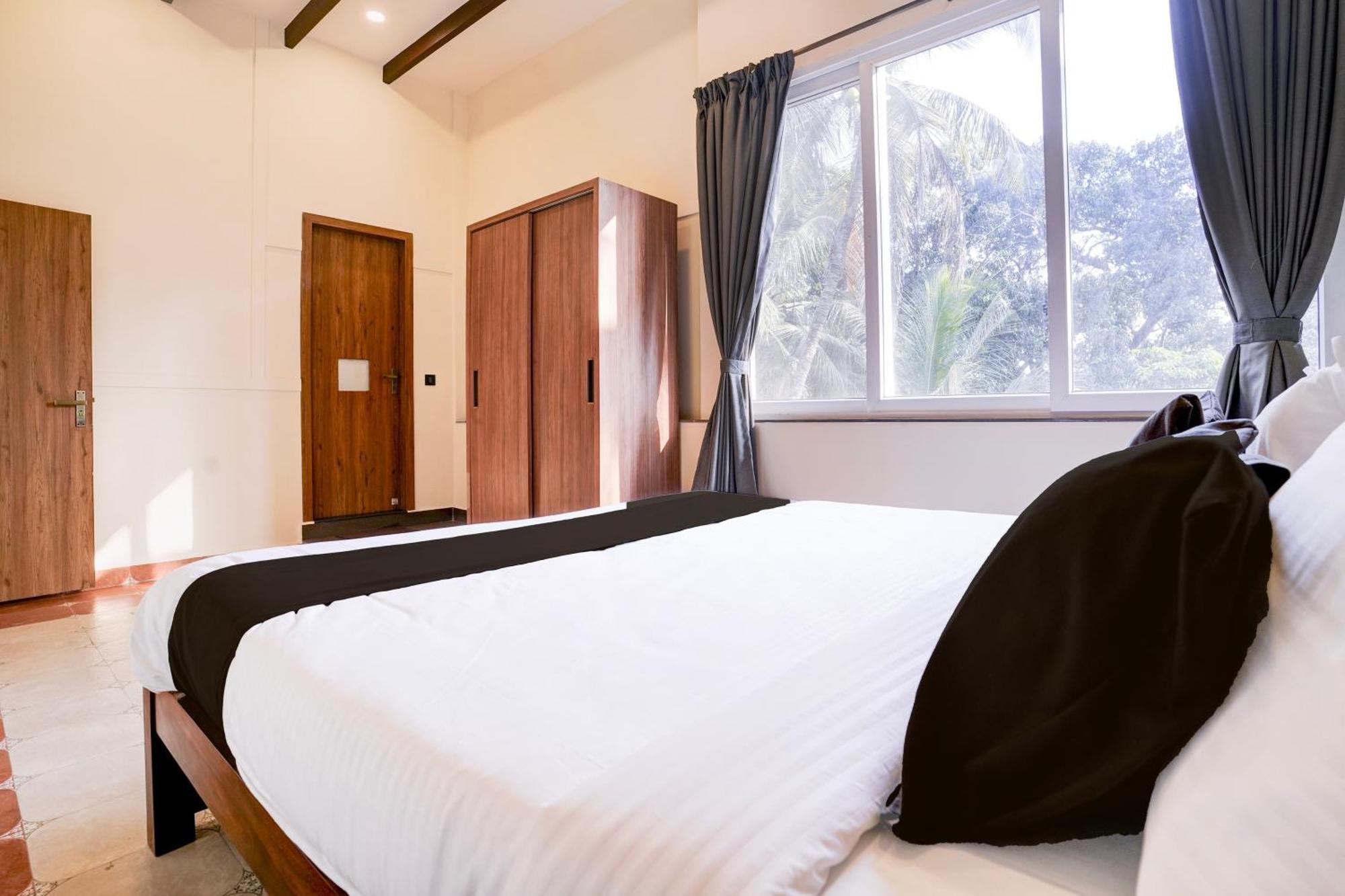 Collection O Dona Karen Hotel GOA Exterior photo
